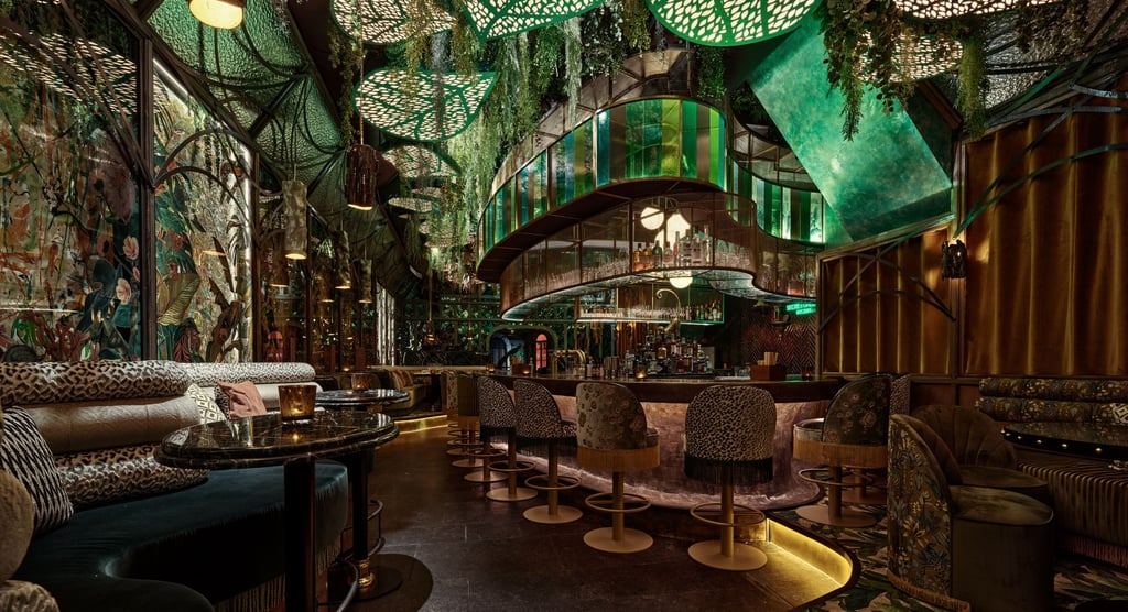 Bar secret garden