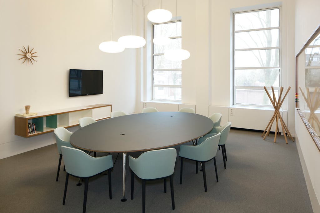 Meeting-Room-6-Spaces-Den-Haag