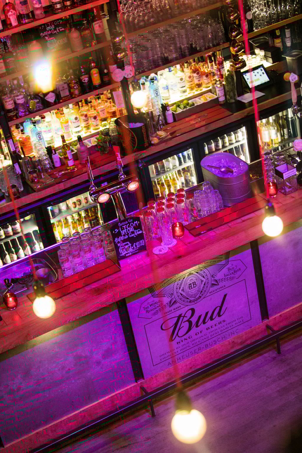 Boom Chicago_Bud Bar