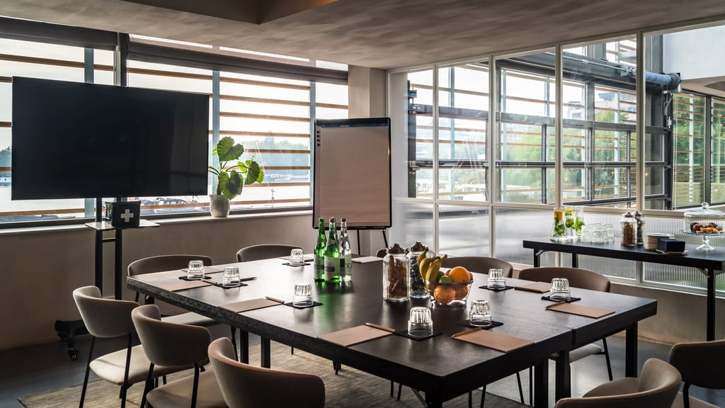 Boardroom1.7