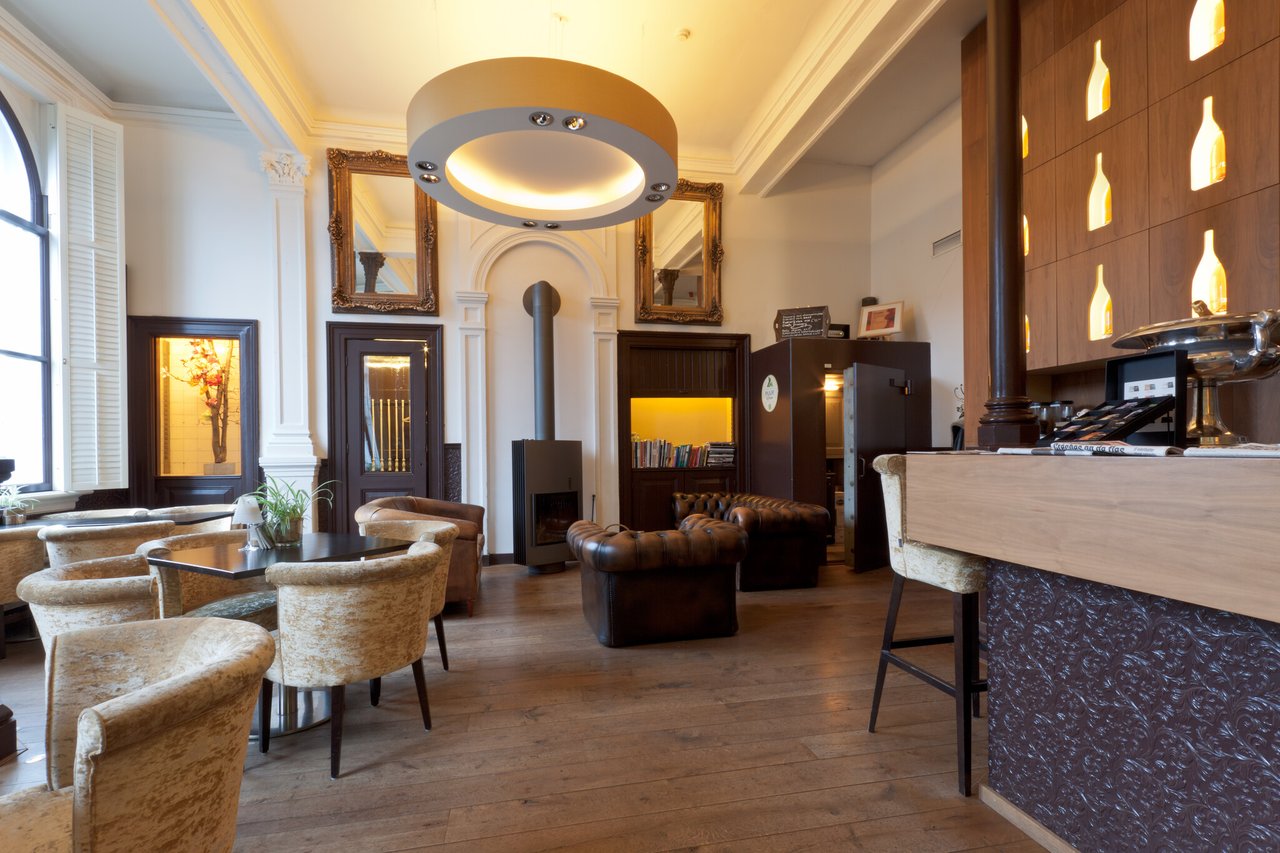 Bar-Lounge----Pincoffs-Hotel-Rotterdam