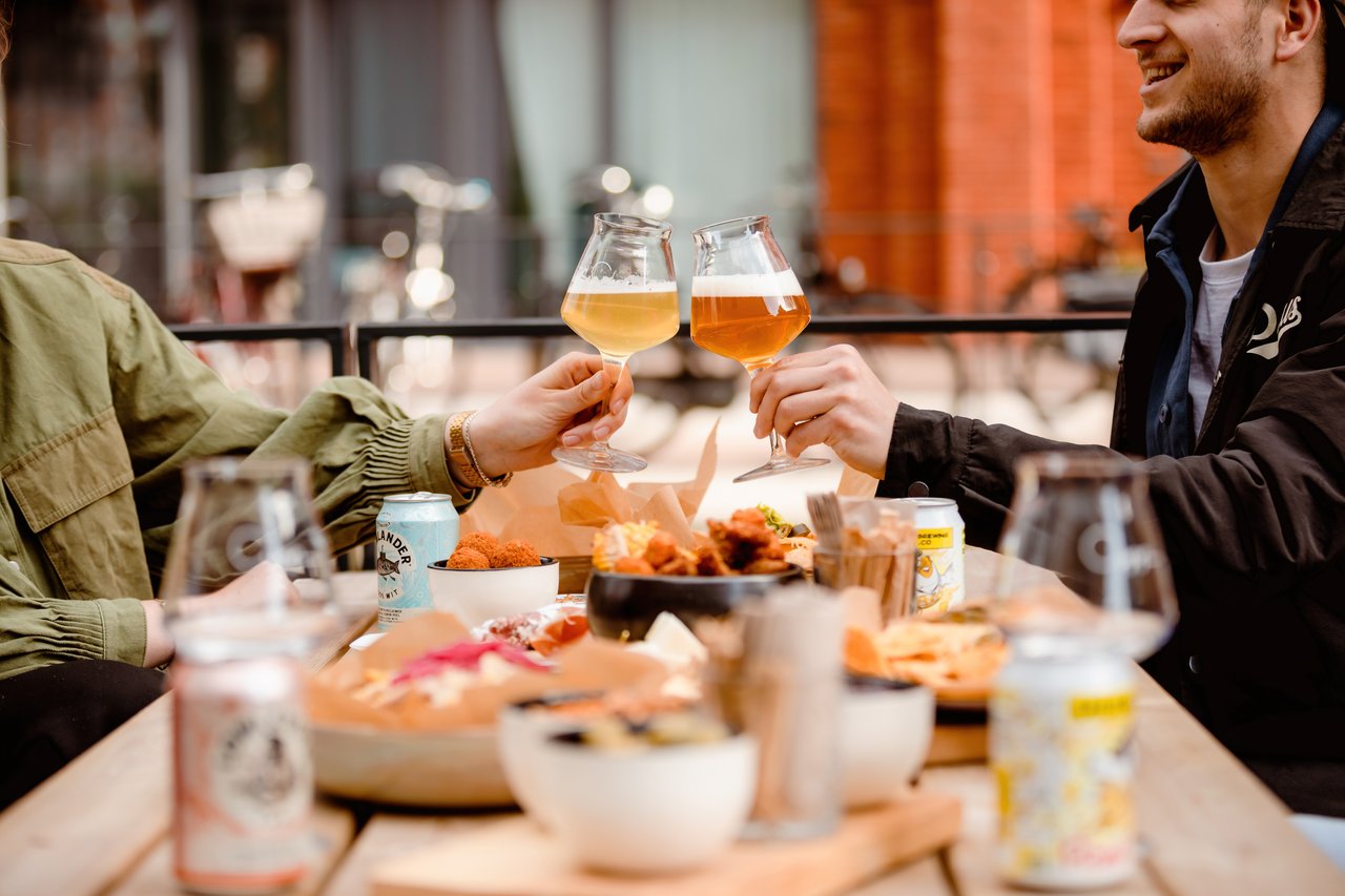 Borrel bij Cupp Kanaalweg