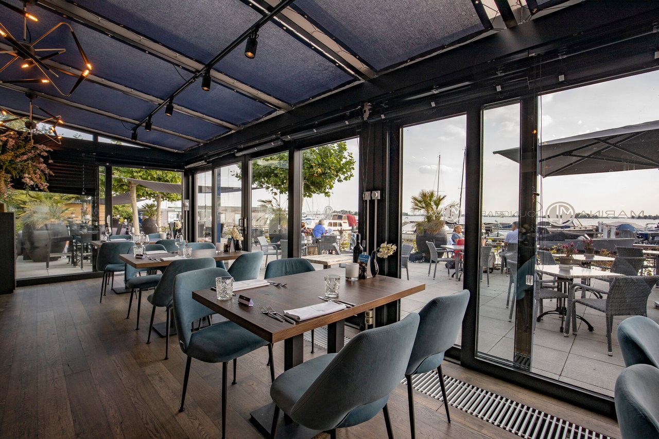 Loosdrecht-Interieur-Marina-Lounge-Restaurant-95