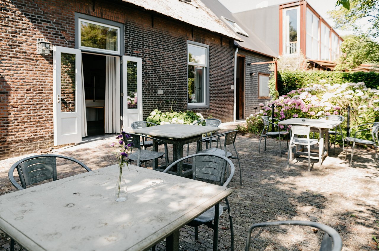 Tuin bij Thuiskamer